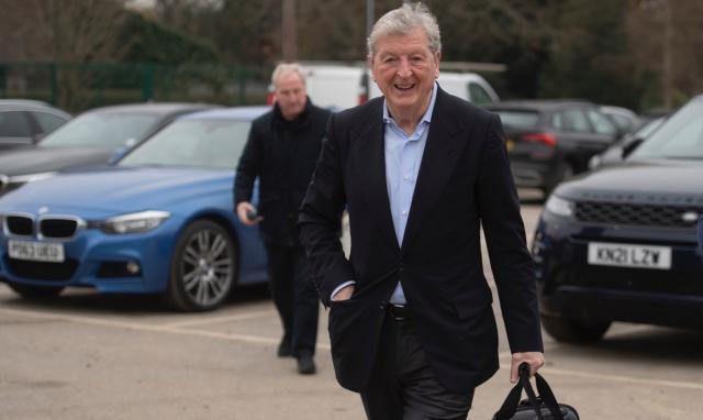 220125-Hodgson-and-Lewington-arrival-8869-dynamic_image.jpg